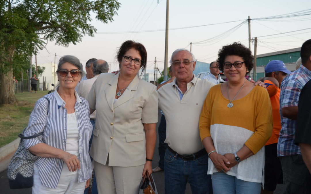 Entrega de obras en Minas de Corrales